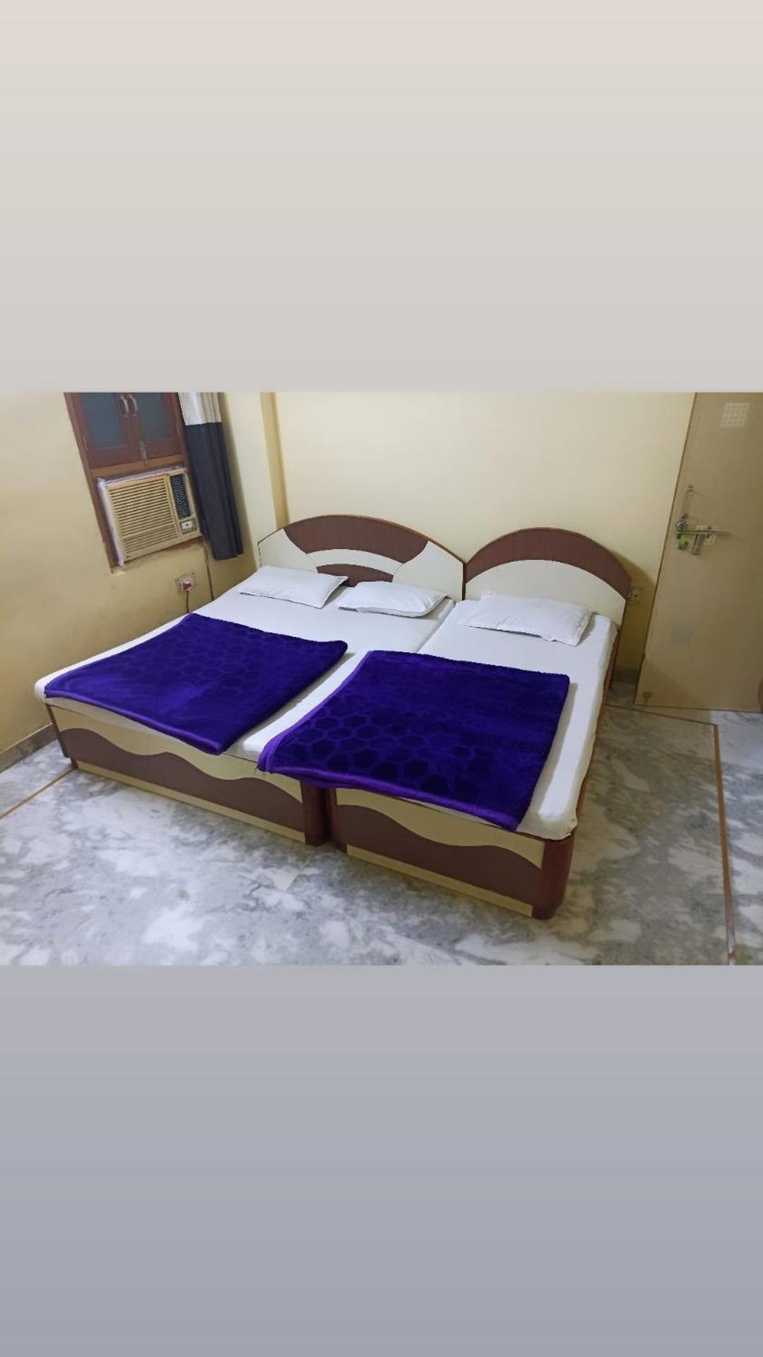 Shreeji Arpan Otel Nāthdwāra Oda fotoğraf