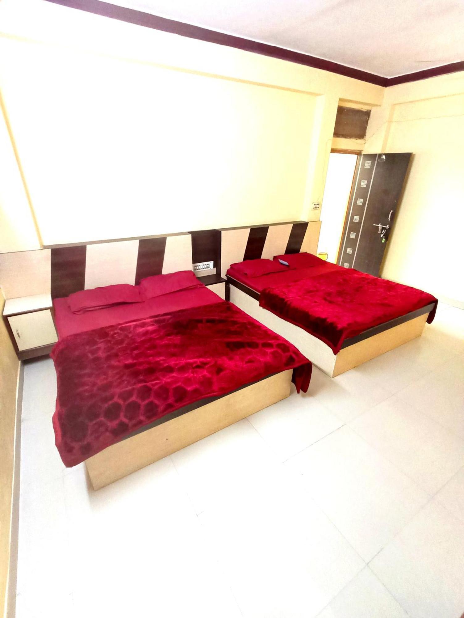 Shreeji Arpan Otel Nāthdwāra Dış mekan fotoğraf